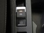 Volkswagen T-Roc 1.0 TSI Style | Navigatie | Adaptieve cruise control | CarPlay | Parkeersensoren | Draadloze telefoonlader | Climate control |