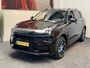 Lynk & Co 01 1.5 100 STUKS OP VOORRAAD ! VOL OPTIES ! 360 CAMERA ADAPTIVE CRUISE CONTROL PANORAMA SCHUIF/KANTELDAK APPLE CARPLAY/ANDROID RIJSTROOKSENSOREN ZEER MOOI !! Brgl
