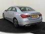 Mercedes-Benz A-klasse A180 Star Edition Luxury Line - Achteruitrijcamera - Stoelverwarming - Carplay - Thermotronic