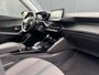 Peugeot 2008 1.2 130pk Allure Pack Automaat | Achteruitrijcamera | Verwarmbare voorstoelen | Navigatie