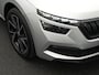 Skoda Kamiq 1.0 TSI 110 pk DSG Monte Carlo | Glazen Panoramadak | Achteruitrijcamera | Cruise Control | Stoelverwarming | 18 inch
