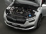 Skoda Kamiq 1.0 TSI 110 pk DSG Monte Carlo | Glazen Panoramadak | Achteruitrijcamera | Cruise Control | Stoelverwarming | 18 inch