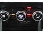 Renault Arkana 1.3 TCe 140 RS line Mild hybrid Panorama dak l Sfeerverlichting l Parkeercamera achter l Parkeersensoren voor en achter l Apple carplay / Android auto VDL auto