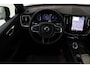 Volvo XC60 T6 PLUG-IN HYBRID AWD ULTRA BLACK EDITION *HEICO!* -PANO.DAK|HARMAN/KARDON|CAMERA|HEAD-UP DISP.|PRIVACY.GLAS|21"