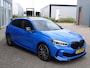 BMW 1-Serie M135i xDrive High Executive PANORAMADAK|HARMAN/KARDON|DODEHOEK DETECTIE|ACHTERUIT RIJ CAMERA|SPORT STOELEN|KEYLESS ENTRY/GO|NAVIGATIE|LASER KOPLAMPEN | STOEL VERWARMING |
