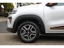 Dacia Spring Comfort Plus 27 kWh - LEDER INTERIEUR, CAMERA, CRUISE CONTROL, 230KM ACTIERADIUS!