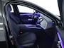 Mercedes-Benz E-klasse 300e Sport Edition | Nappa zwart leder | Trekhaak elektr. | Panorama Schuif/kanteldak | SUPERSCREEN dashboard | Burmester Sound | Distronic | Memory voorstoelen pakket met verwarming en ventilatie | Winter pakket | KEYLESS GO-pakket | Zonneschermen pakket | Akoestisch comfortpakket |