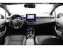 Toyota Corolla Touring Sports 2.0 Hybrid Dynamic | Parkeersensoren Rondom | Led Verlichting | Stoelverwarming | Privacy Glas |