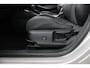 Toyota Corolla Touring Sports 2.0 Hybrid Dynamic | Parkeersensoren Rondom | Led Verlichting | Stoelverwarming | Privacy Glas |