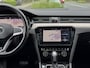 Volkswagen Passat Variant 1.5 TSI AUT7 R-LINE ELEGANCE PANORAMADAK LEDER NAVI CAMERA VIRTUAL-DASH IQ-DRIVE LED LMV PDC