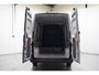 Volkswagen Crafter 2.0 TDI 140 pk L4H3 Airco, Cruise Control Geveerde Stoel, PDC V+A, 3-Zits, Nieuw ongebruikt