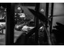 Peugeot 208 1.2 PureTech Allure Sport Automaat (APPLE CARPLAY, NAVIGATIE, CLIMATE, CAMERA, SPORTSTOELEN, GETINT GLAS, LM VELGEN, PARKEERSENSOREN, NIEUWE APK, NIEUWSTAAT)