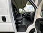 Citroën Jumper 3.5t L3H2 Zwaar 75kWh Automaat 3-Pers. | Airco | Centrale Vergrendeling | Parkeersensoren