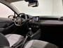Renault Clio 90PK TCe GPF Evolution | 1e eigenaar | Camera | Navi | Lichtmetalen Velgen | Airco | Cruise Control | Apple CarPlay/Android Auto | Full LED | Privacy Glass | Licht & Regen Sensor |