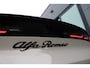 Alfa Romeo Junior 1.2 Turbo Hybrid Ibrida Speciale | Direct beschikbaar | Navigatie | Adaptieve Cruise | Led | Camera | Stoelverwarming