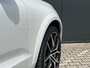 Volvo XC60 T8 Twin Engine AWD Polestar Engineered | Panoramadak | Head-up Display | Stoel & Stuurwiel verwarming | Harman Kardon | BLIS | Adaptieve Cruise Control | 360º Camera | Keyless | 22'' Lichtmetalen Velgen |
