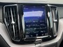 Volvo XC60 T8 Twin Engine AWD Polestar Engineered | Panoramadak | Head-up Display | Stoel & Stuurwiel verwarming | Harman Kardon | BLIS | Adaptieve Cruise Control | 360º Camera | Keyless | 22'' Lichtmetalen Velgen |