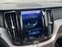 Volvo XC60 T8 Twin Engine AWD Polestar Engineered | Panoramadak | Head-up Display | Stoel & Stuurwiel verwarming | Harman Kardon | BLIS | Adaptieve Cruise Control | 360º Camera | Keyless | 22'' Lichtmetalen Velgen |