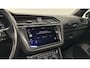 Volkswagen Tiguan 1.4 TSI 4Motion Highline Business R CAMERA TREKHAAK ECC LM CRUISE PANO.