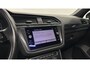 Volkswagen Tiguan 1.4 TSI 4Motion Highline Business R CAMERA TREKHAAK ECC LM CRUISE PANO.