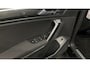Volkswagen Tiguan 1.4 TSI 4Motion Highline Business R CAMERA TREKHAAK ECC LM CRUISE PANO.