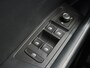 Volkswagen T-Roc 1.5 TSI Sport | Trekhaak | Digital cockpit Pro | LED verlichting | Navigatie | Adaptieve cruise control | Parkeersensoren | CarPlay |