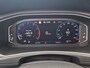 Volkswagen T-Roc 1.5 TSI Sport Business R | Automaat | Panoramisch Schuifdak | Navigatie | Stoel en Stuurverwarming | 19 Inch Velgen |