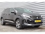 Peugeot 5008 1.2 PURETECH 130PK 7-ZITS ALLURE PACK AUTOMAAT / NAVI / LEDER / CLIMA / PDC / 18" LMV / CAMERA / KEYLESS / FULL-LED / WINTERPAKKET / ADAPT. CRUISECONTROL / 1E EIGENAAR / NIEUWSTAAT !!