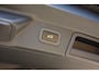 Land Rover Range Rover Velar 3.0 V6 AWD First Edition 300pk Panoramadak/Meridian/Trekhaak