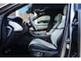Land Rover Range Rover Velar 3.0 V6 AWD First Edition 300pk Panoramadak/Meridian/Trekhaak