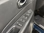 Renault Captur 90PK TCe Intens | Easy Life Pack | Climate Control | Cruise Control | Licht & Regen Sensor | Navi | Camera | Full LED | Lichtmetalen Velgen | Parkeersensoren |