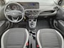 Hyundai i10 1.0 i- Comfort Handgeschakeld / Airco / Stuur-, en Stoelverwarming / Cruise control / Parkeersensoren achter / Elektrische ramen voor / DAB radio / Dealer onderhouden /
