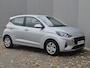 Hyundai i10 1.0 i- Comfort Handgeschakeld / Airco / Stuur-, en Stoelverwarming / Cruise control / Parkeersensoren achter / Elektrische ramen voor / DAB radio / Dealer onderhouden /