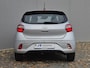 Hyundai i10 1.0 i- Comfort Handgeschakeld / Airco / Stuur-, en Stoelverwarming / Cruise control / Parkeersensoren achter / Elektrische ramen voor / DAB radio / Dealer onderhouden /