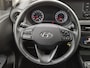 Hyundai i10 1.0 i- Comfort Handgeschakeld / Airco / Stuur-, en Stoelverwarming / Cruise control / Parkeersensoren achter / Elektrische ramen voor / DAB radio / Dealer onderhouden /