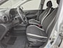 Hyundai i10 1.0 i- Comfort Handgeschakeld / Airco / Stuur-, en Stoelverwarming / Cruise control / Parkeersensoren achter / Elektrische ramen voor / DAB radio / Dealer onderhouden /