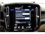 Volvo XC40 1.5 T5 Plug-in Hybrid 193kW/262pk DCT7 Ultimate Bright FACELIFT! PANORAMADAK + HARMAN/KARDON + ADAPT.CRUISE + PILOT ASSIST + NAVI SENSUS + BLIS + LANE ASSIST + EL.STOELEN + STOEL-&STUURVERWARMING + CAMERA + KEYLESS + PARKSENSOREN V&A + 19” LM-VELGEN!!