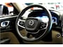 Volvo XC40 1.5 T5 Plug-in Hybrid 193kW/262pk DCT7 Ultimate Bright FACELIFT! PANORAMADAK + HARMAN/KARDON + ADAPT.CRUISE + PILOT ASSIST + NAVI SENSUS + BLIS + LANE ASSIST + EL.STOELEN + STOEL-&STUURVERWARMING + CAMERA + KEYLESS + PARKSENSOREN V&A + 19” LM-VELGEN!!