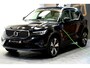 Volvo XC40 1.5 T5 Plug-in Hybrid 193kW/262pk DCT7 Ultimate Bright FACELIFT! PANORAMADAK + HARMAN/KARDON + ADAPT.CRUISE + PILOT ASSIST + NAVI SENSUS + BLIS + LANE ASSIST + EL.STOELEN + STOEL-&STUURVERWARMING + CAMERA + KEYLESS + PARKSENSOREN V&A + 19” LM-VELGEN!!