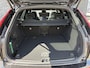 Volvo XC60 2.0 T6 Plug-in hybrid AWD Ultra Black Edition | Luchtvering | Bowers en Wilkins audio | Panoramadak | Geventileerde nappa lederen stoelen | Extra getint glas | 22'' velgen | 360 camera