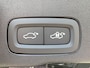 Volvo XC60 2.0 T6 Plug-in hybrid AWD Ultra Black Edition | Luchtvering | Bowers en Wilkins audio | Panoramadak | Geventileerde nappa lederen stoelen | Extra getint glas | 22'' velgen | 360 camera