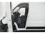 Peugeot Boxer 330 2.2 BlueHDi 140 L2H2 Premium | Navigatie | Houtenvloer In Laadruimte | Airco