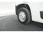 Peugeot Boxer 330 2.2 BlueHDi 140 L2H2 Premium | Navigatie | Houtenvloer In Laadruimte | Airco