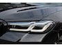 BMW 5-Serie 520i Business Edition Plus M-Sport - Schuif kanteldak - Laserlight - 19 inch Goed onderhouden