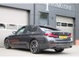 BMW 5-Serie 520i Business Edition Plus M-Sport - Schuif kanteldak - Laserlight - 19 inch- Lederen bekleding - Comfort zetels - Goed onderhouden - Nederlandse BMW