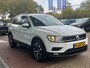 Volkswagen Tiguan Comfortline 4-Motion / 190 PK / 19 Inch / Navigatie / Camera / Side Assist / Adaptive Cruise