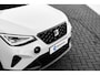 SEAT Arona FR Anniversary | Achteruitrijcamera | Airconditioning automatisch met 2-zone-temperatuurregeling | Automatisch dimmende binnenspiegel Demo | Op=Op | Achteruitrijcamera | Cruise Control | App-Connect | Sport Uitvoering |