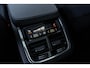 Volvo XC90 T8 Recharge AWD Inscription | Trekhaak | Luchtvering | 360º Camera | Harman Kardon audio | Full LED koplampen | 	360º Camera | Verwarmbare voorruit | Park Pilot