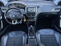 Peugeot 2008 1.2 PureTech Allure - Navigatie - Panoramadak - Climate Control - Parkeersensoren