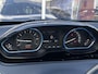 Peugeot 2008 1.2 PureTech Allure - Navigatie - Panoramadak - Climate Control - Parkeersensoren